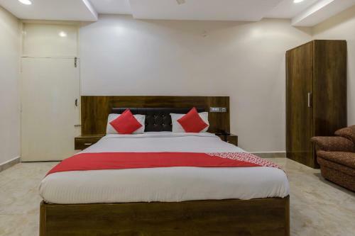 Hotel Collection O 5302 Bhadra Grand