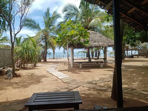 Albergue Air Lush Beach Cabanas