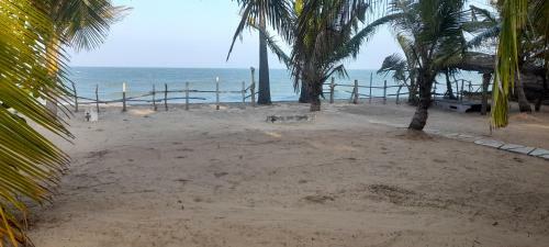 Albergue Air Lush Beach Cabanas
