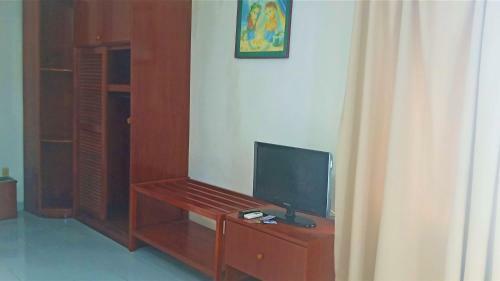 Rr Wisata Indah Hotel