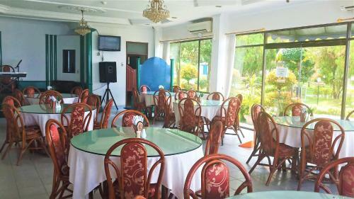 Rr Wisata Indah Hotel