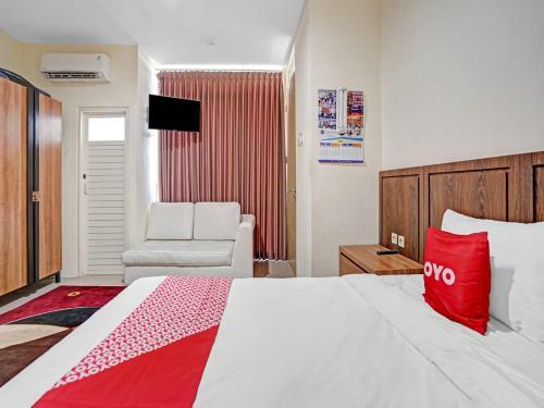 Hotel Oyo 90794 Kostel Bunda Waru Syariah