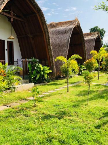 Bed & Breakfast Tropical Sunday Bungalow - Surf And Stay