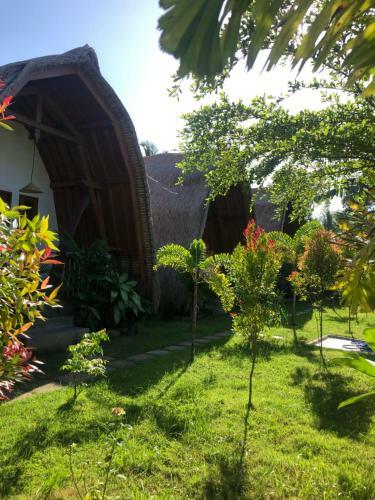 Bed & Breakfast Tropical Sunday Bungalow - Surf And Stay