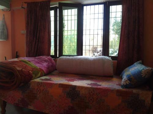 Shyam Home Stay