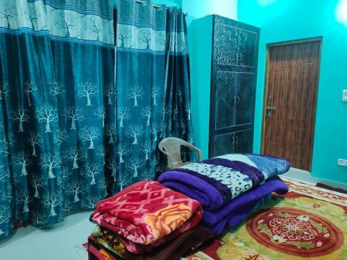 Shyam Home Stay