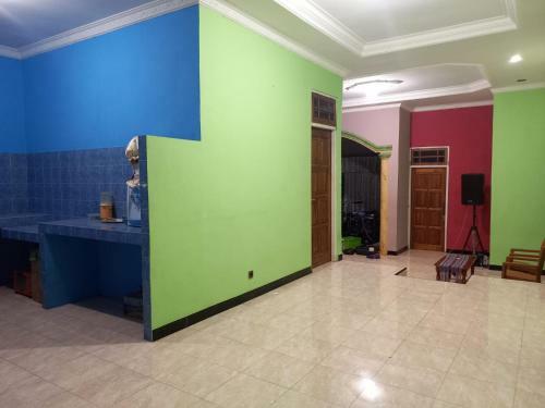 Rhevhi Homestay