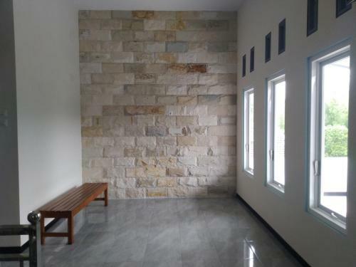 Mahoni Family House