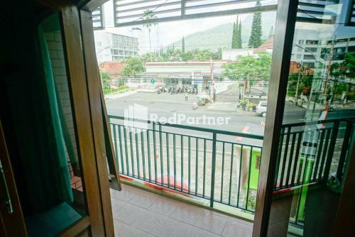 Hotel Grand Palem Redpartner