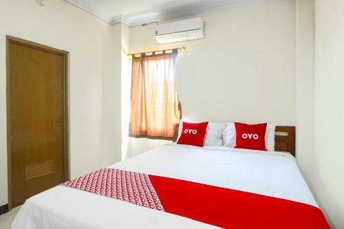 Hotel Oyo 90636 Happy Syariah