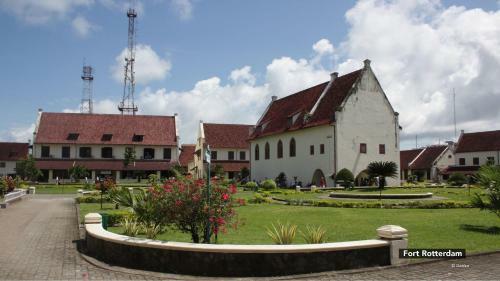 Albergue Wisma Rosse Life Bandara