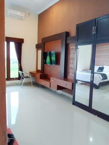 Hotel Artha Ambarukmo Exclusive View Sawah