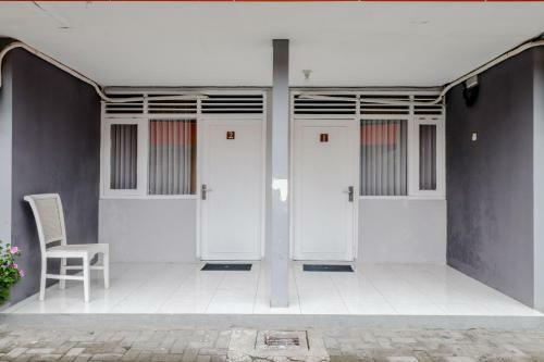 Hostal Ratu Guesthouse