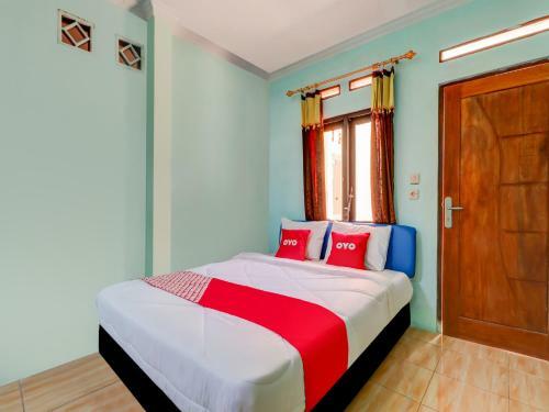 Hotel Oyo 3879 Villa Sari Intan