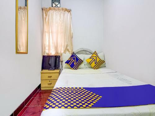 Hotel Spot On 90046 Villa Anyelir Yustik Selabintana
