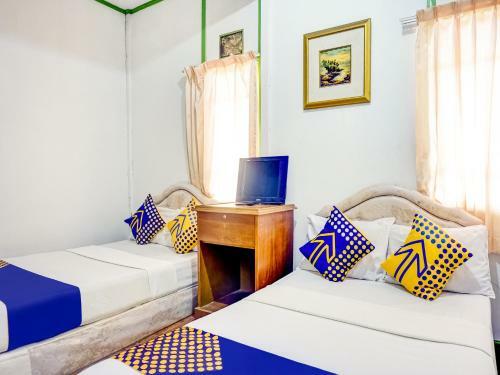 Hotel Spot On 90046 Villa Anyelir Yustik Selabintana