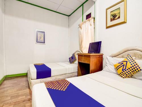 Hotel Spot On 90046 Villa Anyelir Yustik Selabintana