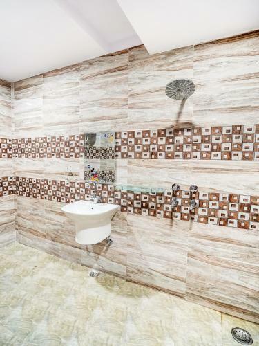 Hotel Spot On 90046 Villa Anyelir Yustik Selabintana
