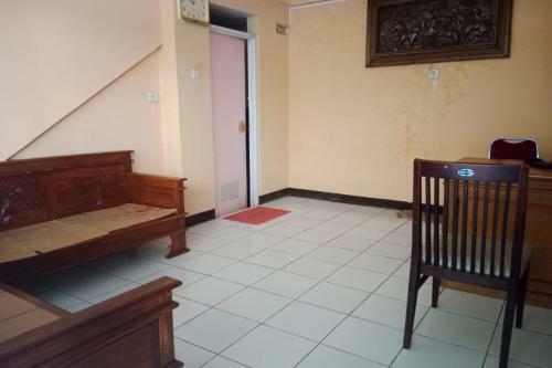 Hostal Bougenville Guesthouse
