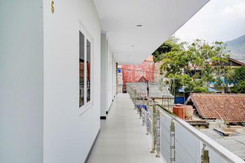 Hotel Oyo 90666 Ratu Pesona Syariah