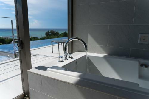 Villa Blue Rela Luxe Resort Okinawa