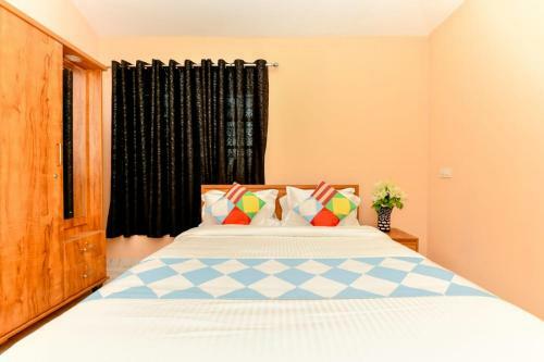 Hostal Radius Apartments