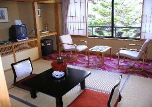 Hotel Wakaba Ryokan / Vacation Stay 29366