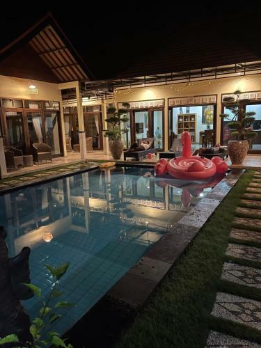Hotel Mias Jungle House