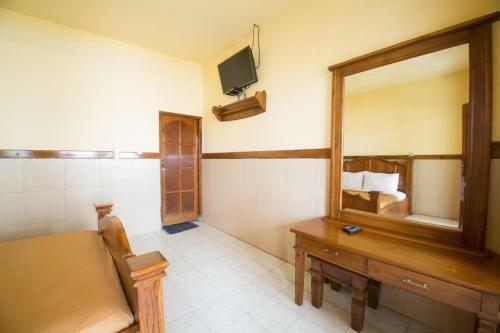 Hotel Tanjung Alam Lovina