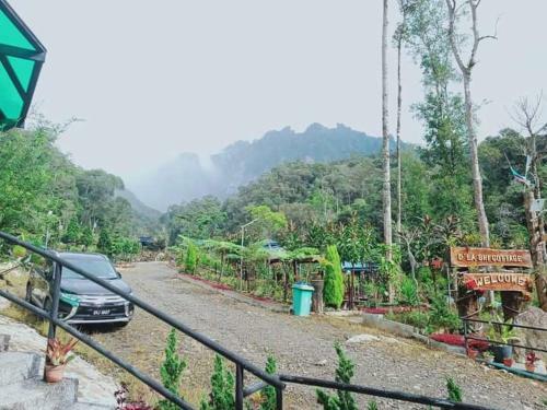 D'la Sri Cottage Homestay