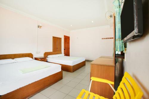 Spot On 89626 Hotel Dinar