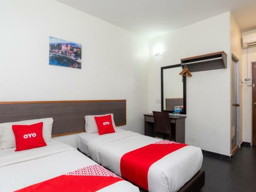 Oyo 44095 Bluewater Hotel (2)