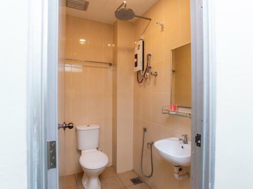 Oyo 44095 Bluewater Hotel (2)