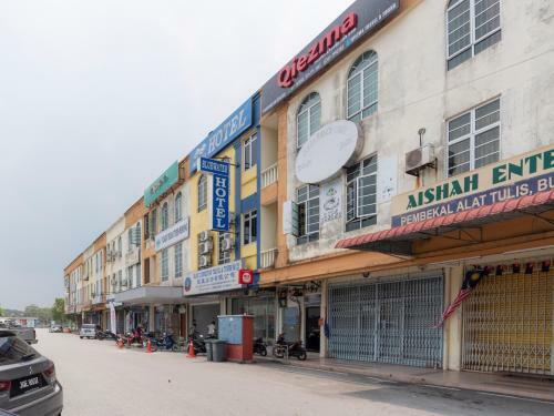 Oyo 44095 Bluewater Hotel (2)