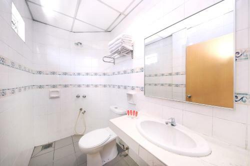 Oyo 447 Comfort Hotel Meru
