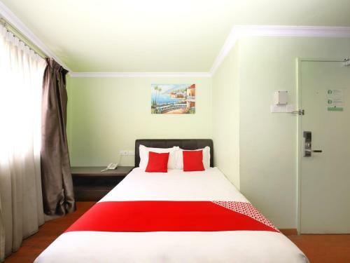Oyo 496 Hotel De Eco Inn