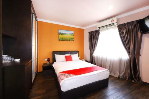 Oyo 496 Hotel De Eco Inn