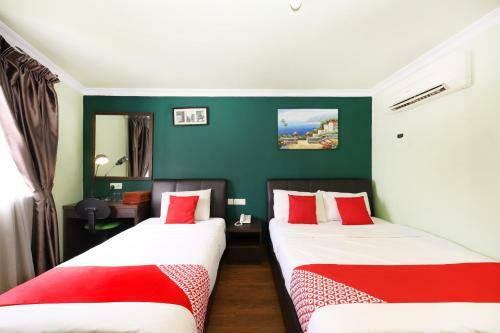 Oyo 496 Hotel De Eco Inn