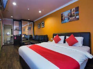 Oyo 496 Hotel De Eco Inn