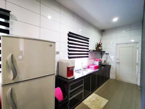 Warni Villa 13 Whole Or Room