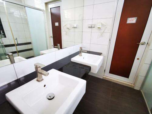 Warni Villa 13 Whole Or Room