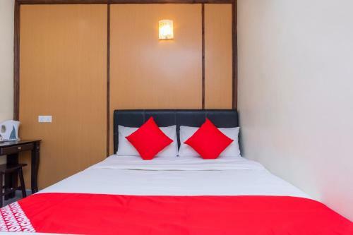 Oyo 756 Muar City Hotel