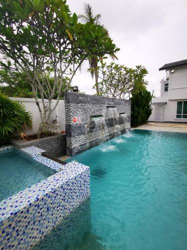 Hostal Secret Garden Warni Villa (muar)