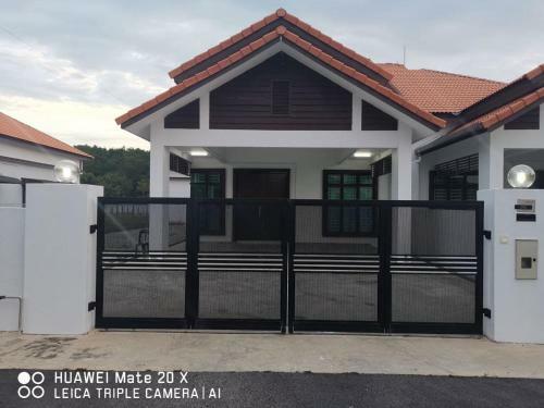 Dameer Homestay Muar Tangkak