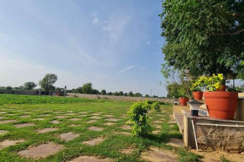 The Rustic Villa ,luxurious 2bhk Villa/farmstay With Pool In Jaipur