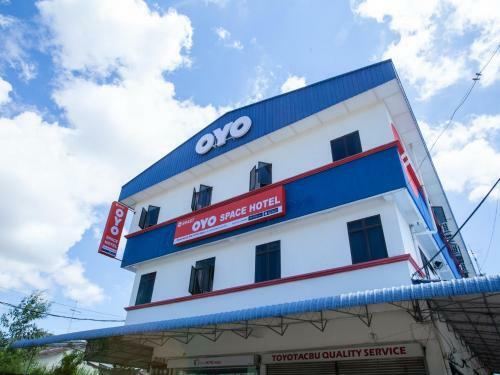Oyo 89487 Space Hotel