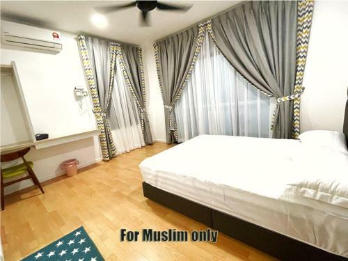 Alexis Villa (for Muslim Only)