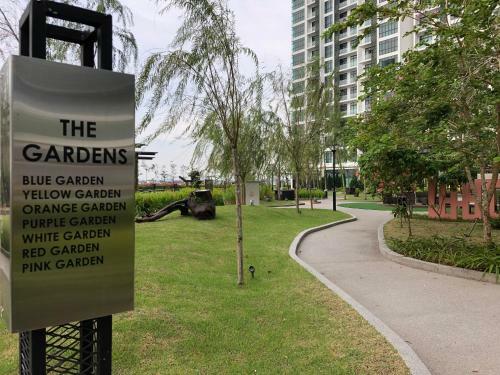 Luxury Smart Apartment W/ Poolview @green Haven