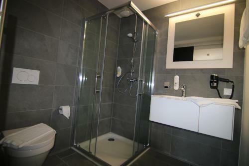 Ba Hotel