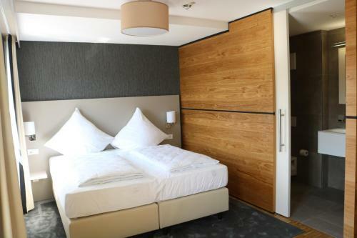 Ba Hotel